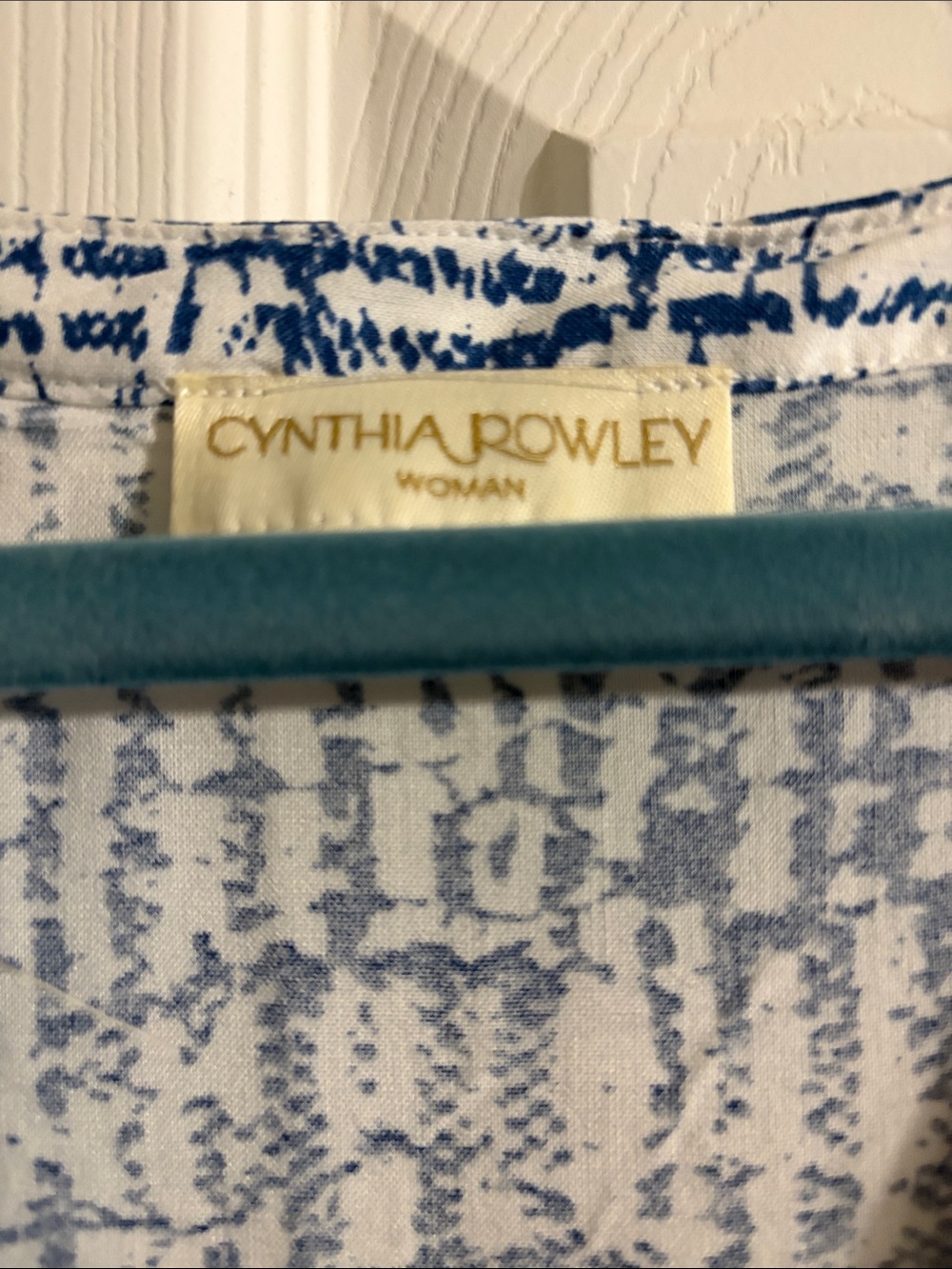 Cynthia Rowley Blue and White Sleeveless V-Neck Printed Tunic - Picture 2 of 3